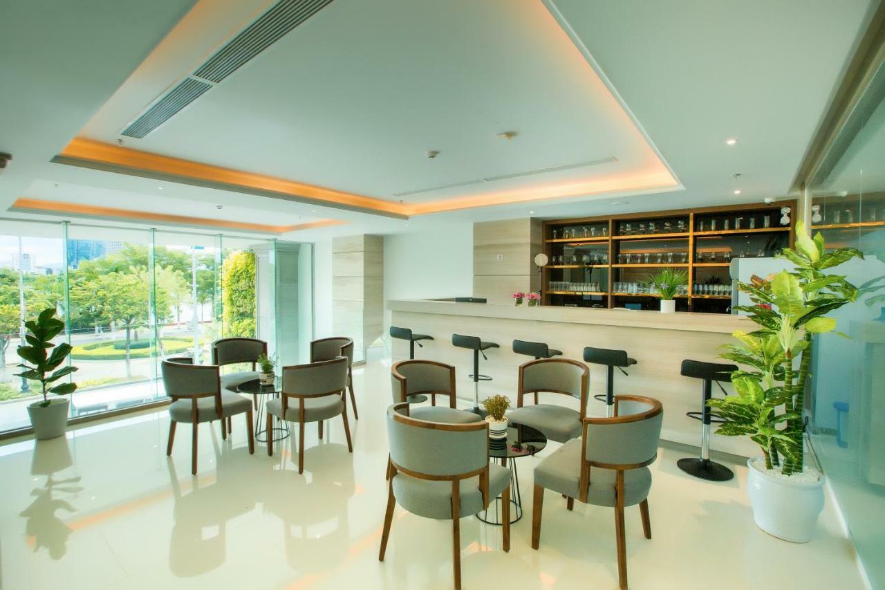 Glamour Hotel Da Nang Buitenkant foto